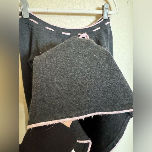 Vintage Y2K Forever 21 Off-Shoulder Lace Trim Tie Knit Sweater Top Sz S Coquette - Picture 3 of 6